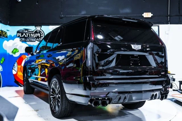 2024 Cadillac Escalade-V 5th Gen - Image 12 of 21