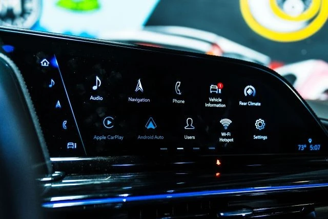 2024 Cadillac Escalade-V 5th Gen - Image 15 of 21