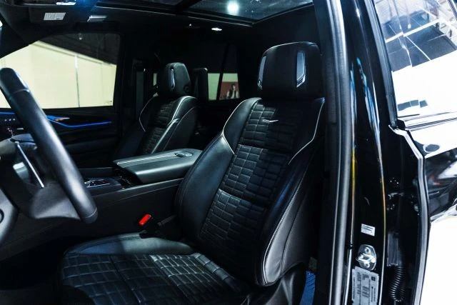 2024 Cadillac Escalade-V 5th Gen - Image 19 of 21