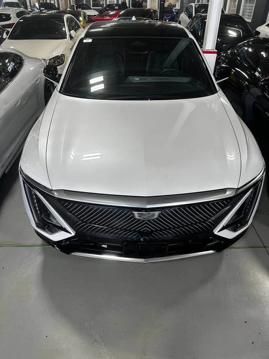 2024 Cadillac Lyriq - Image 4 of 5