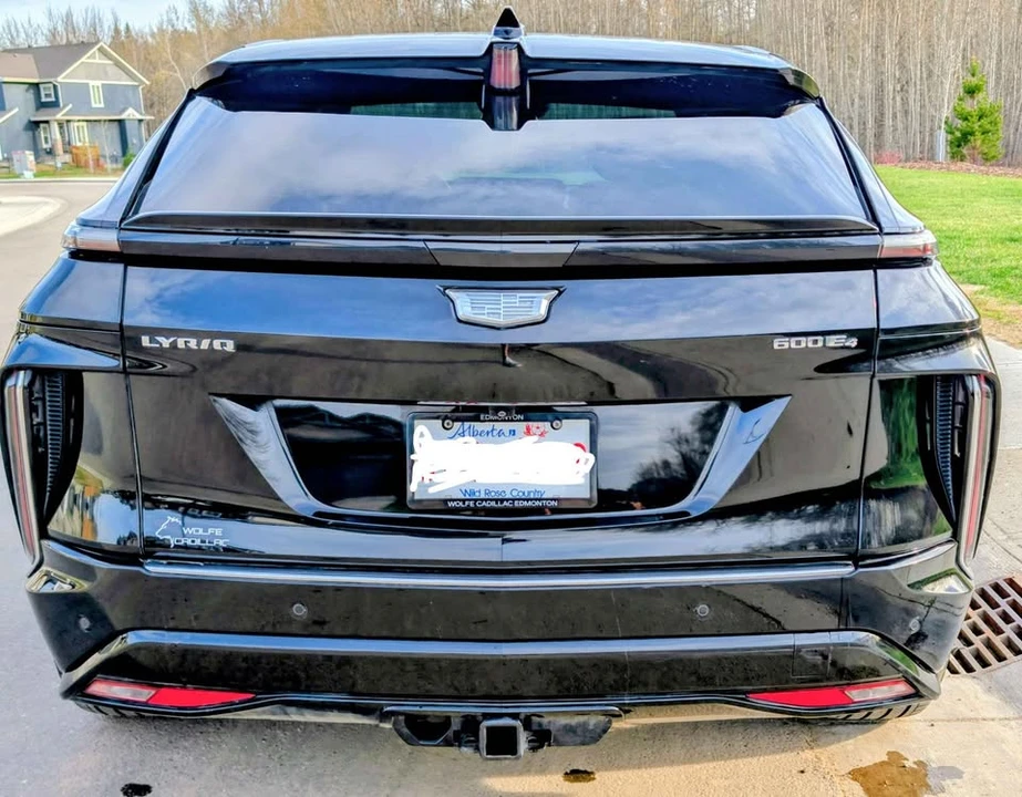2024 Cadillac Lyriq - Image 6 of 14