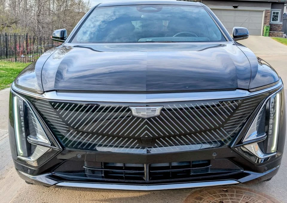 2024 Cadillac Lyriq - Image 14 of 14