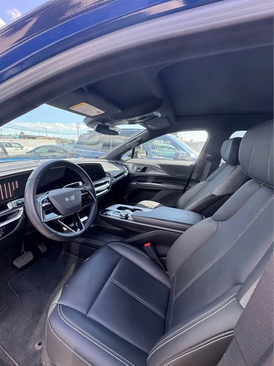 2024 Cadillac Lyriq - Image 8 of 9