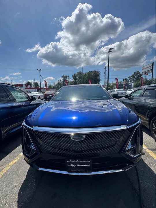 2024 Cadillac Lyriq - Image 3 of 9