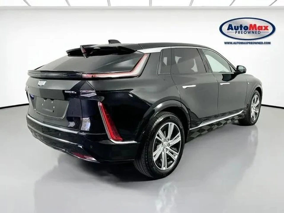 2024 Cadillac Lyriq - Image 20 of 20