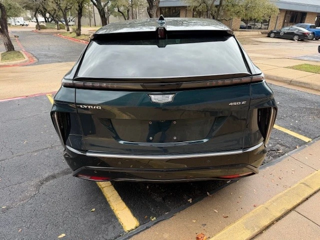 2024 Cadillac Lyriq - Image 6 of 13