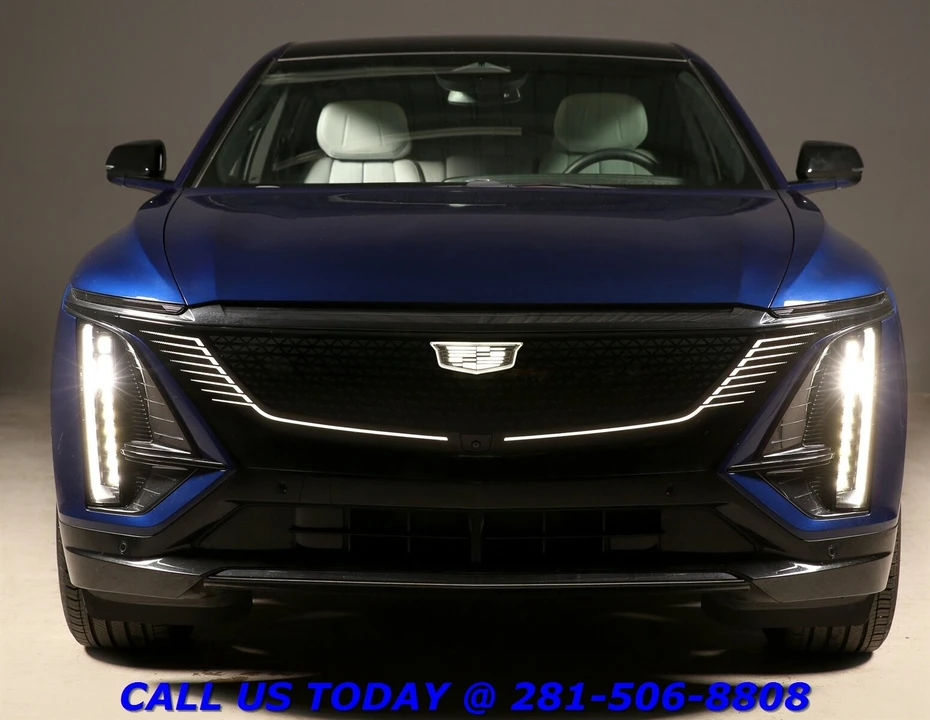 2024 Cadillac Lyriq - Image 8 of 24
