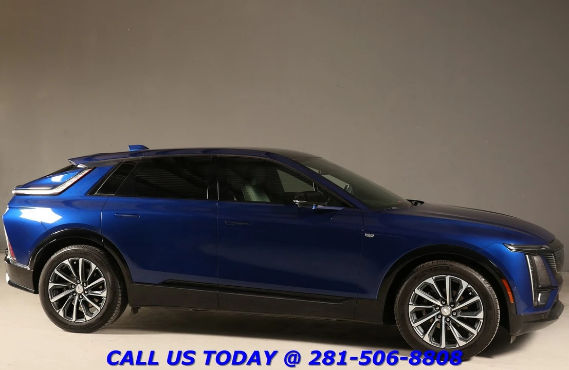 2024 Cadillac Lyriq - Image 7 of 24