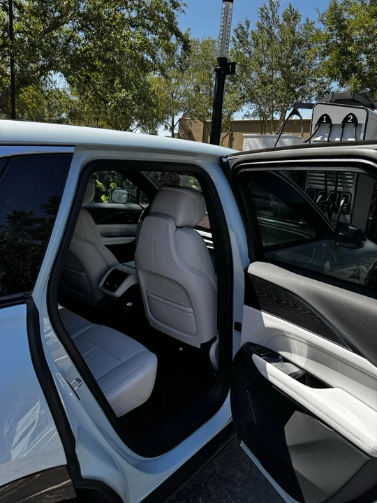 2024 Cadillac Lyriq - Image 2 of 19