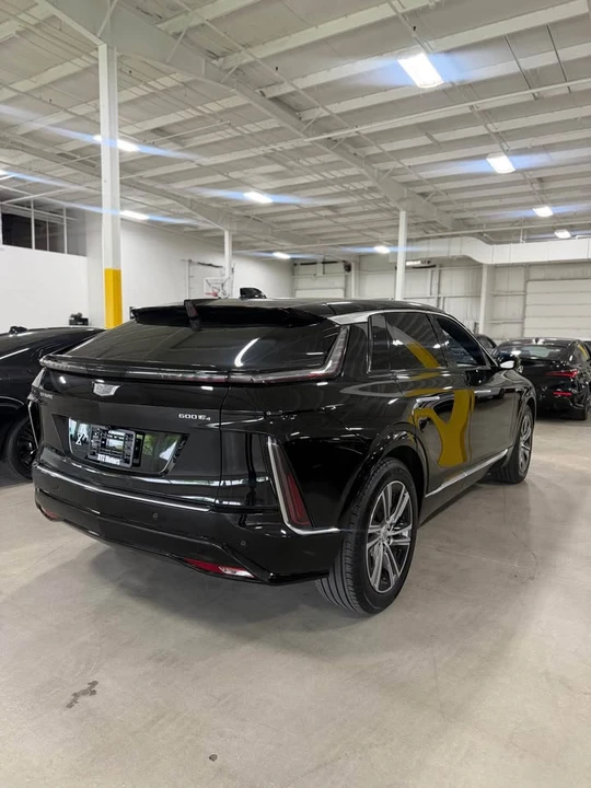 2024 Cadillac Lyriq - Image 3 of 7
