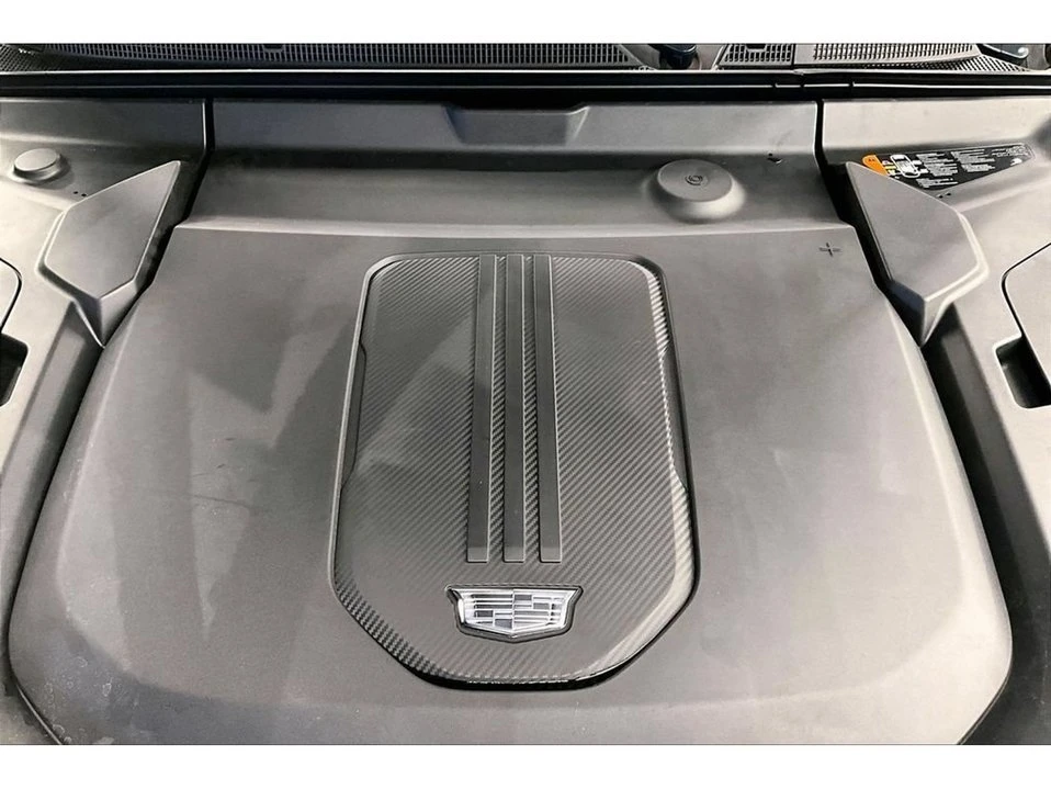 2024 Cadillac Lyriq - Image 19 of 20
