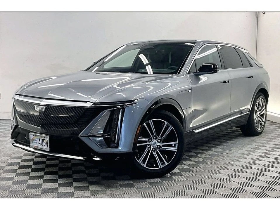 2024 Cadillac Lyriq - Image 11 of 20