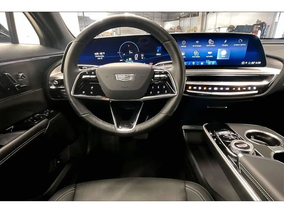 2024 Cadillac Lyriq - Image 4 of 20