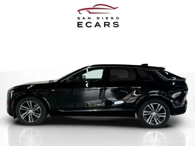 2024 Cadillac Lyriq - Image 8 of 12