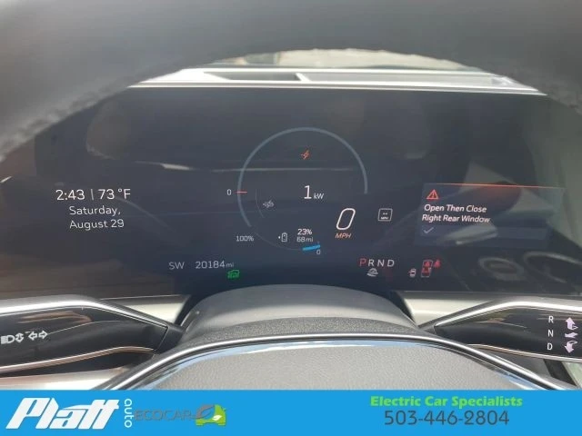 2024 Cadillac Lyriq - Image 30 of 31