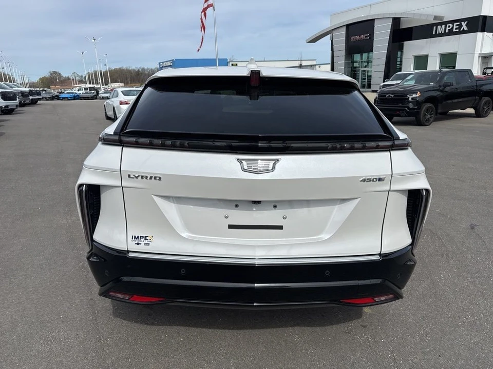 2024 Cadillac Lyriq - Image 4 of 21