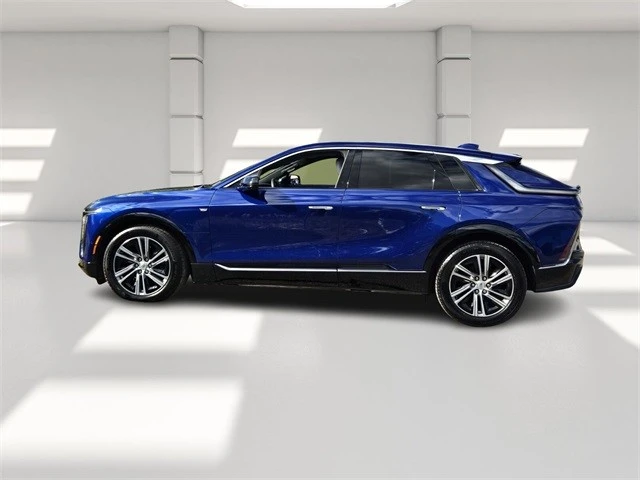 2024 Cadillac Lyriq - Image 2 of 21
