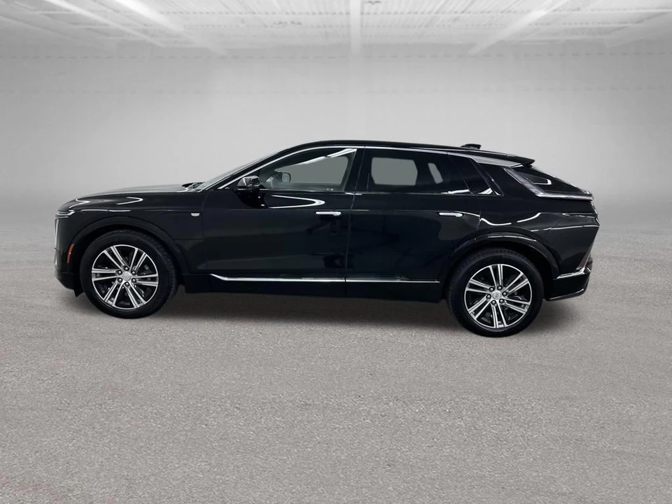 2024 Cadillac Lyriq - Image 6 of 31