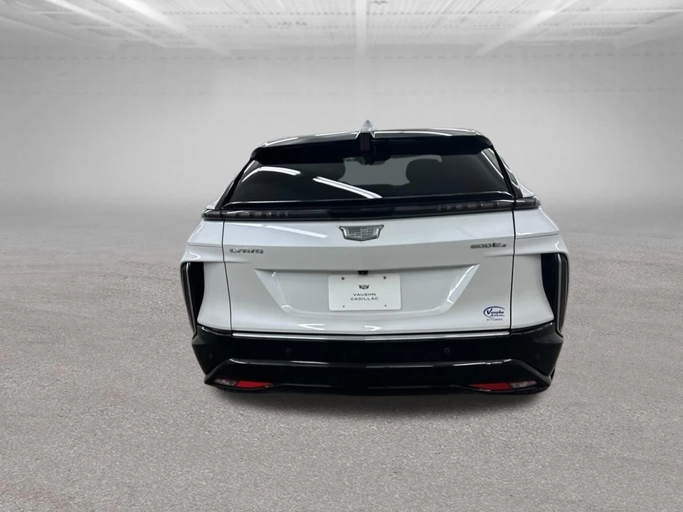 2024 Cadillac Lyriq - Image 9 of 31