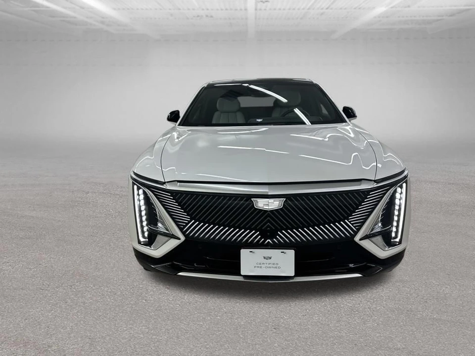 2024 Cadillac Lyriq - Image 3 of 31