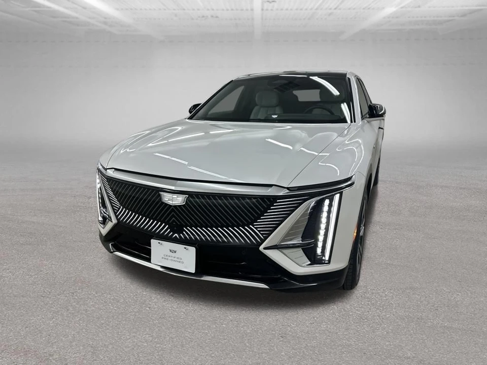 2024 Cadillac Lyriq - Image 4 of 31