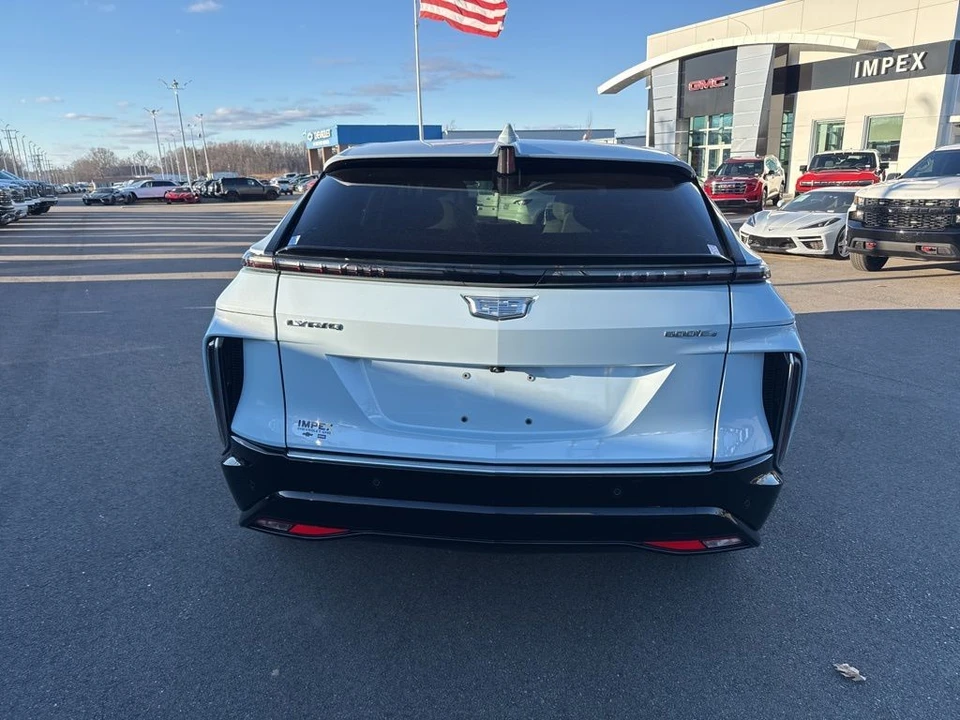 2024 Cadillac Lyriq - Image 4 of 12