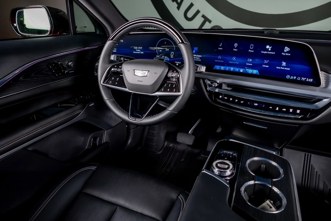 2024 Cadillac Lyriq - Image 7 of 12