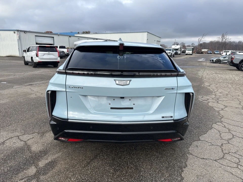 2024 Cadillac Lyriq - Image 3 of 6