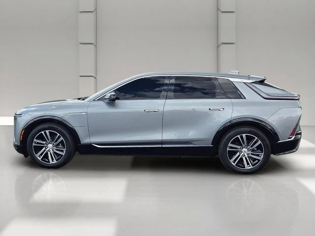 2024 Cadillac Lyriq - Image 2 of 31