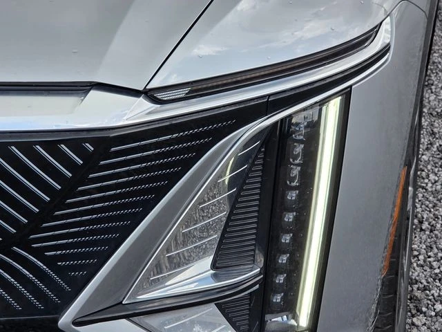 2024 Cadillac Lyriq - Image 10 of 31