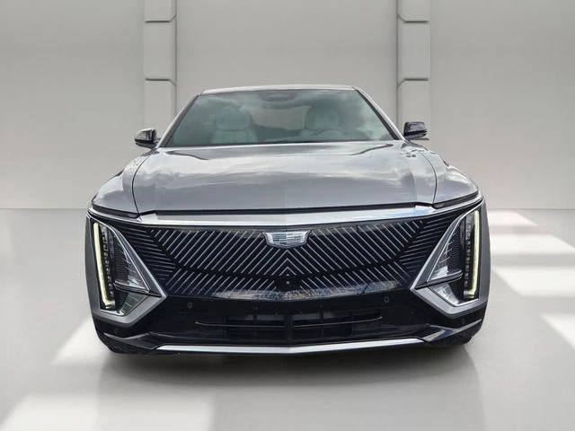 2024 Cadillac Lyriq - Image 8 of 31