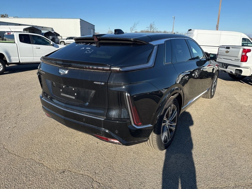 2024 Cadillac Lyriq - Image 3 of 7