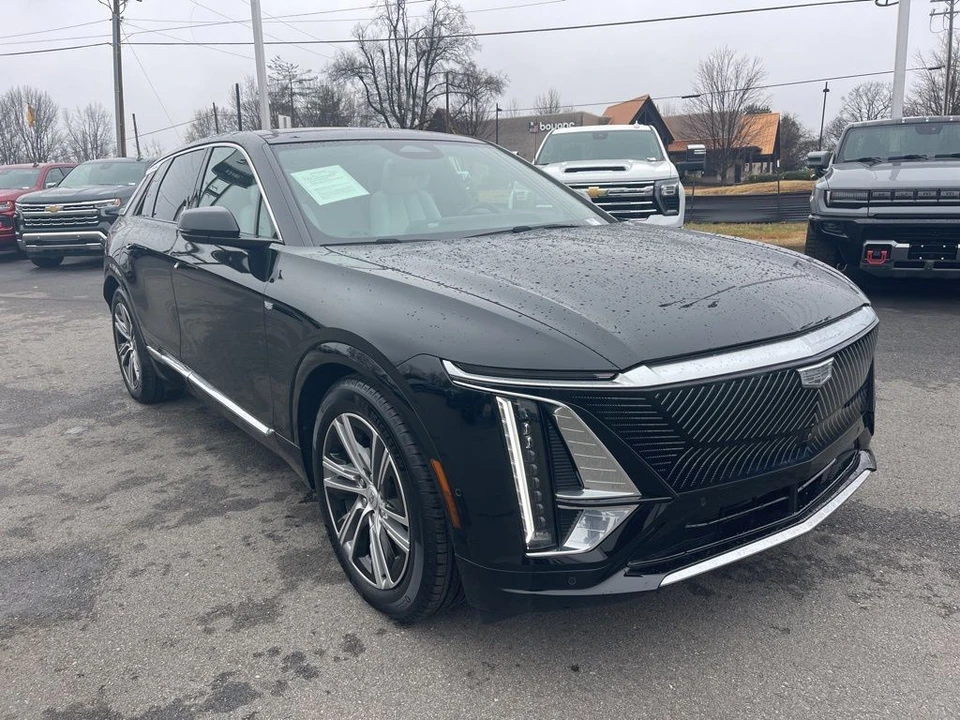 2024 Cadillac Lyriq - Image 7 of 12