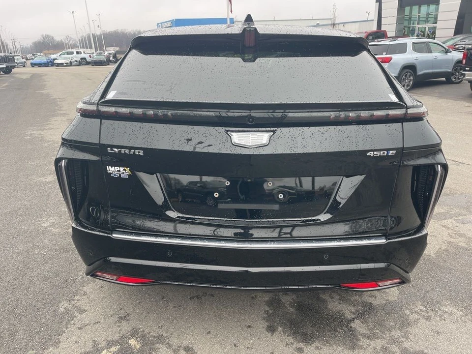 2024 Cadillac Lyriq - Image 4 of 12
