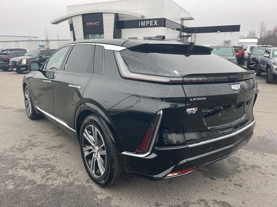 2024 Cadillac Lyriq - Image 3 of 12