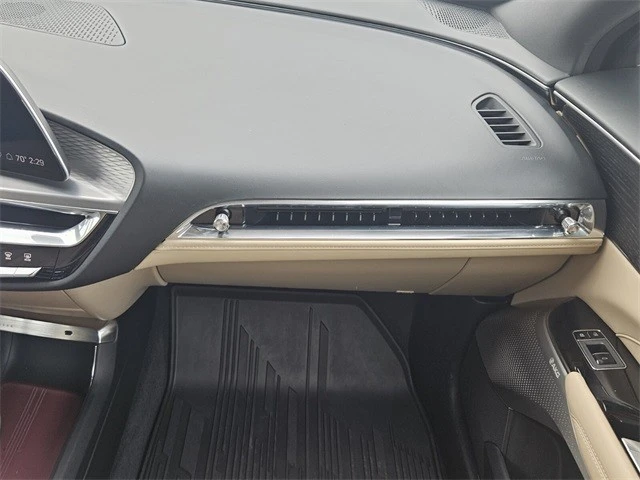 2024 Cadillac Lyriq - Image 20 of 21