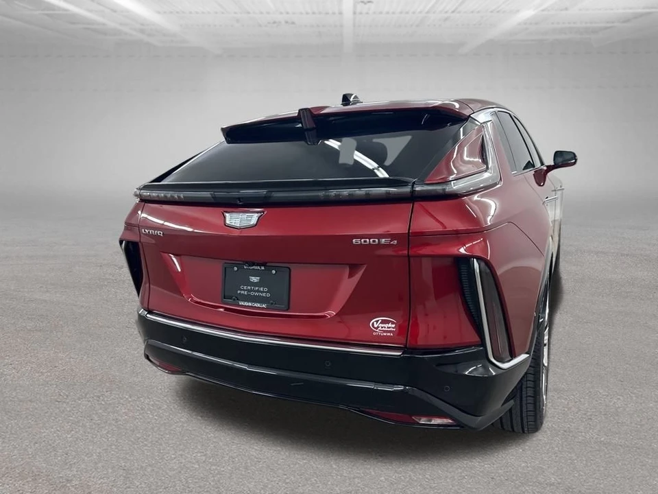 2024 Cadillac Lyriq - Image 10 of 21