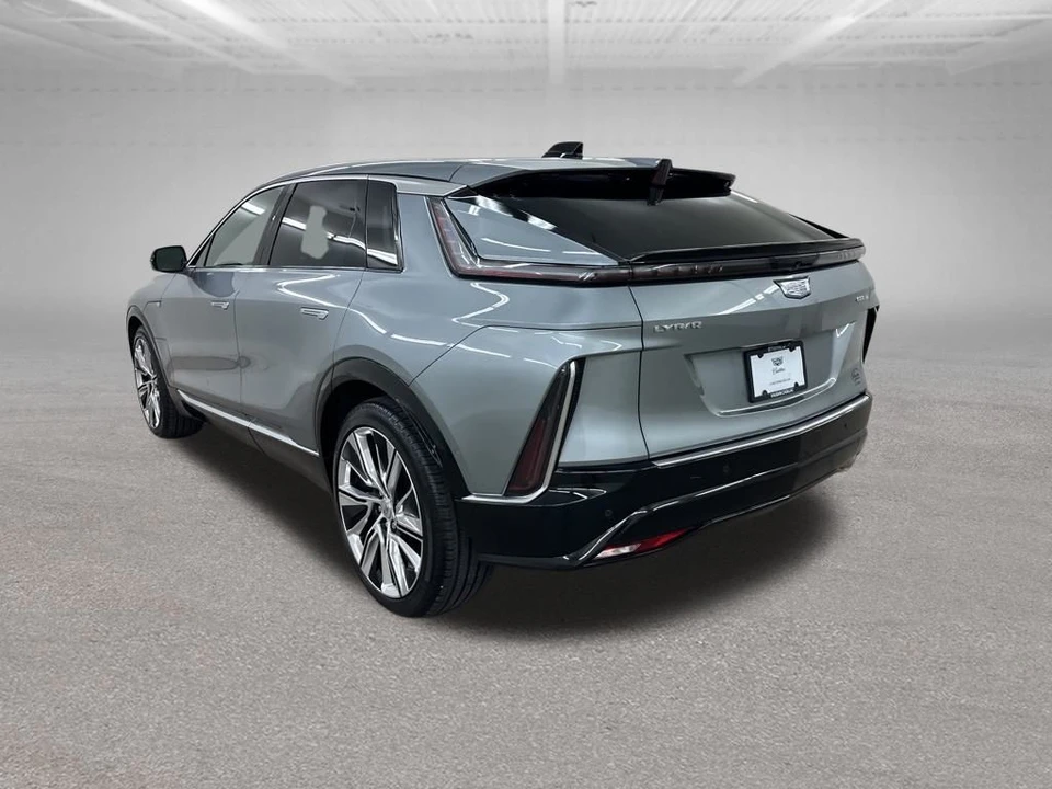 2024 Cadillac Lyriq - Image 7 of 12