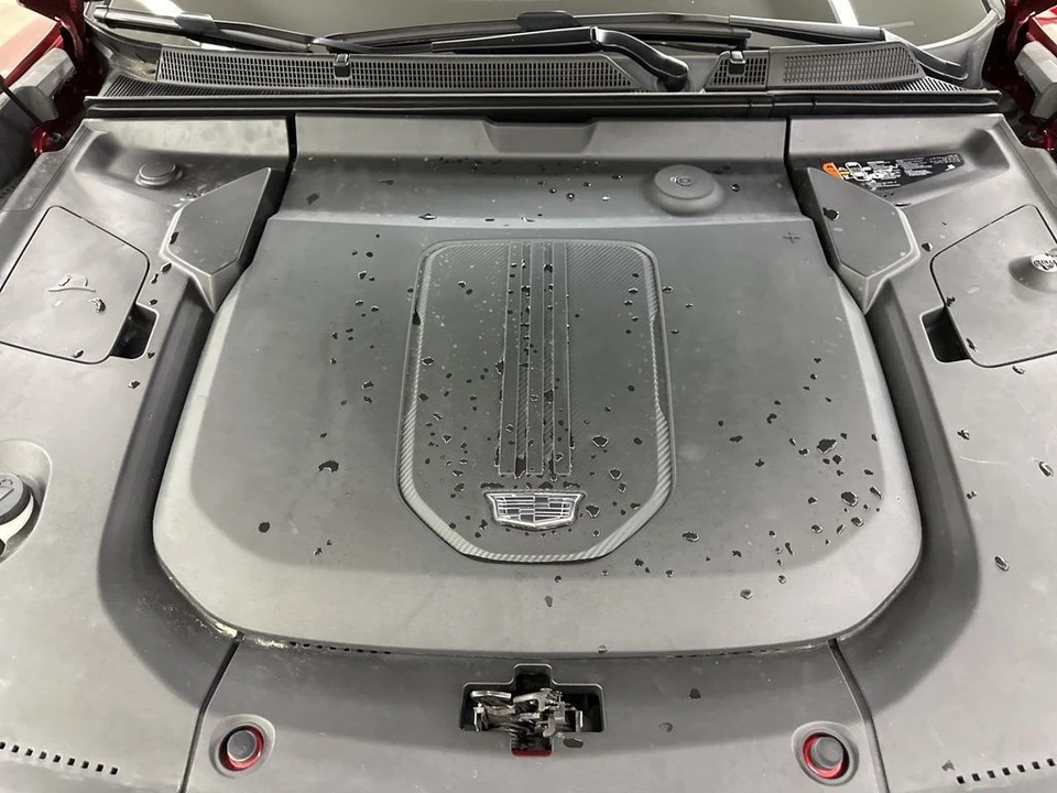 2024 Cadillac Lyriq - Image 15 of 21