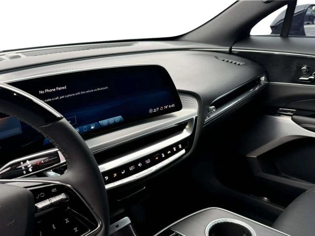 2024 Cadillac Lyriq - Image 16 of 21