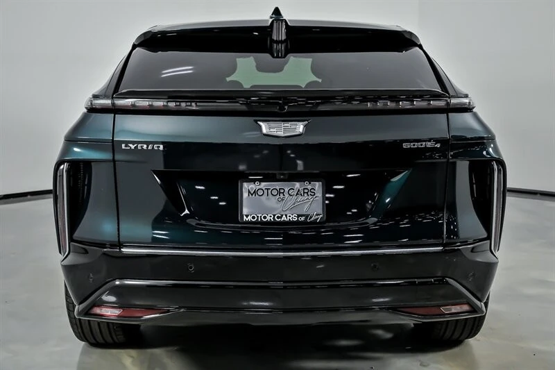 2024 Cadillac Lyriq - Image 11 of 21
