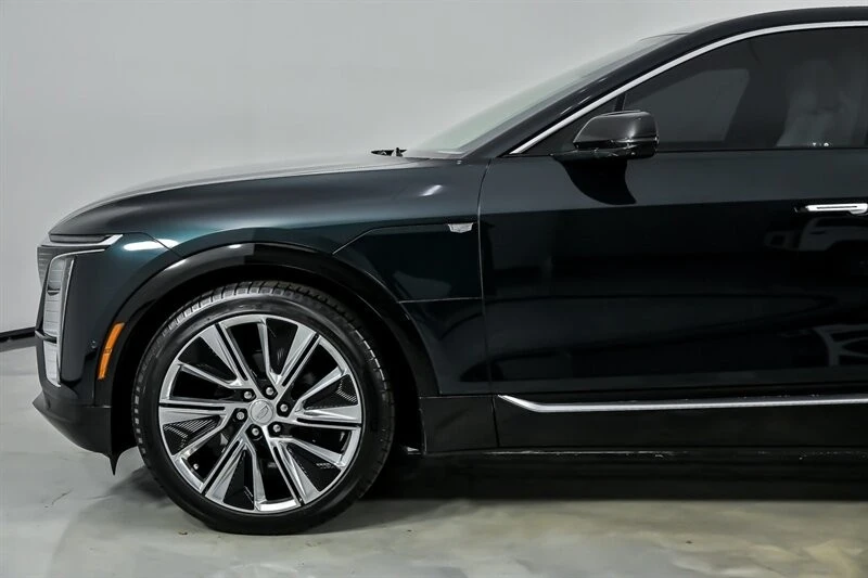 2024 Cadillac Lyriq - Image 7 of 21
