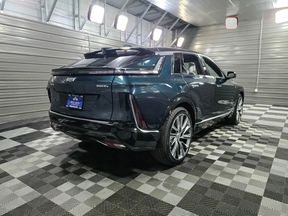 2024 Cadillac Lyriq - Image 5 of 21
