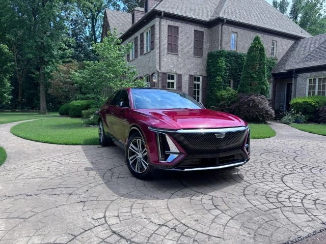 2024 Cadillac Lyriq - Image 5 of 19