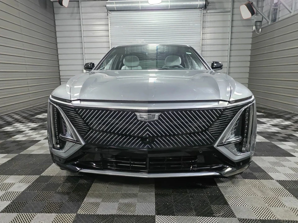 2024 Cadillac Lyriq - Image 3 of 21