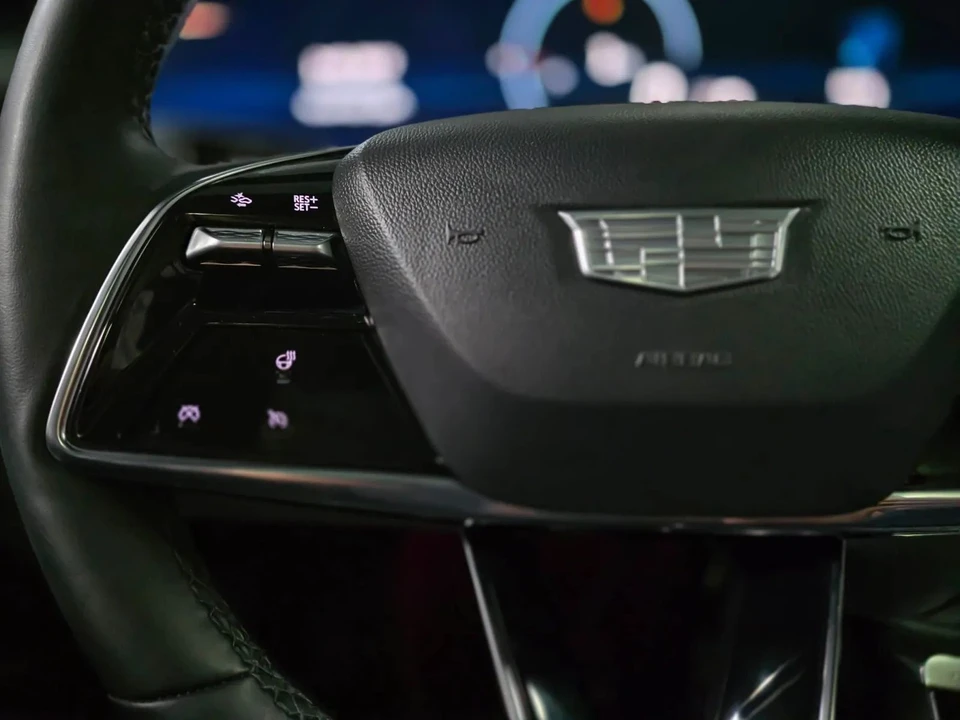 2024 Cadillac Lyriq - Image 20 of 21