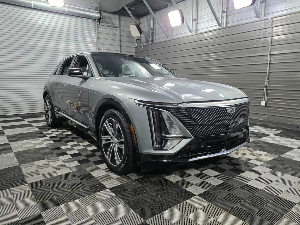 2024 Cadillac Lyriq - Image 4 of 21