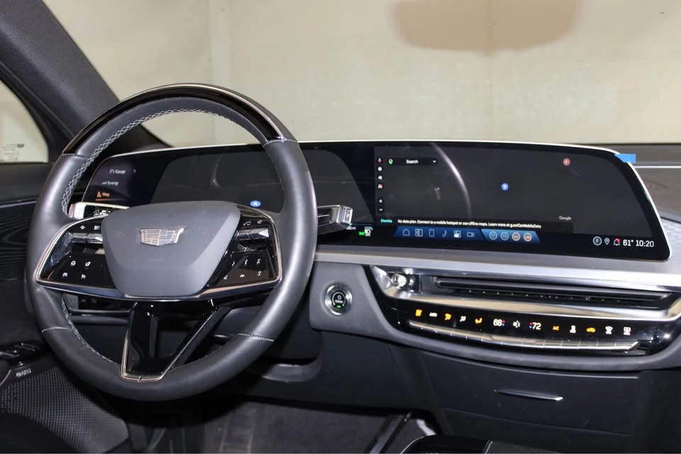 2024 Cadillac Lyriq - Image 14 of 19