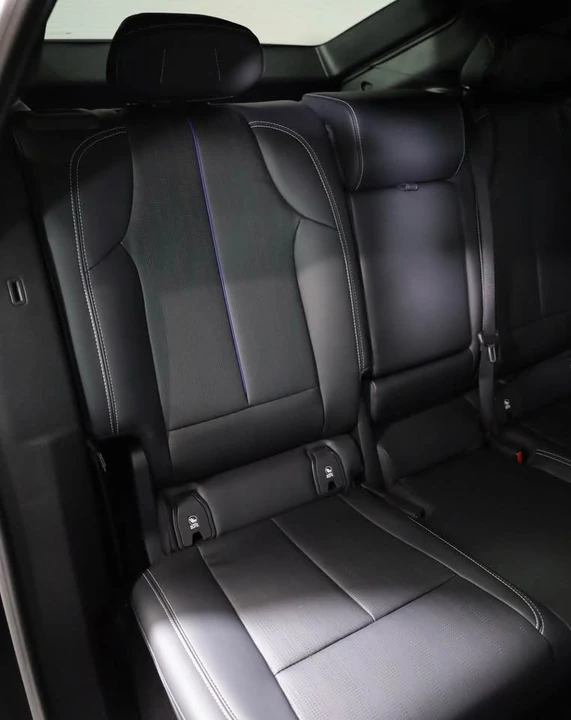 2024 Cadillac Lyriq - Image 7 of 16