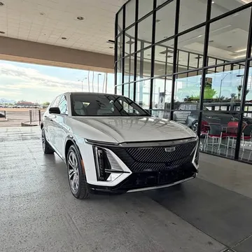 2024 Cadillac LYRIQ Luxury Sport Utility 4D